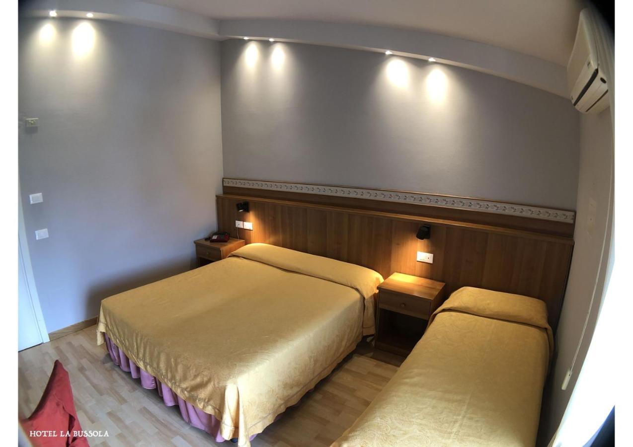 Hotel La Bussola Padenghe sul Garda Luaran gambar