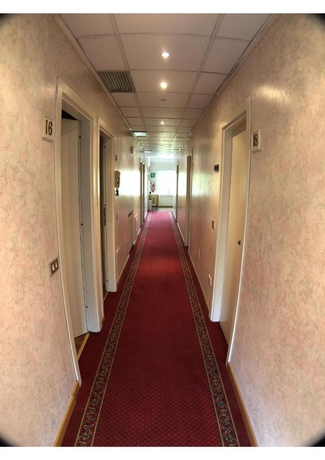 Hotel La Bussola Padenghe sul Garda Luaran gambar