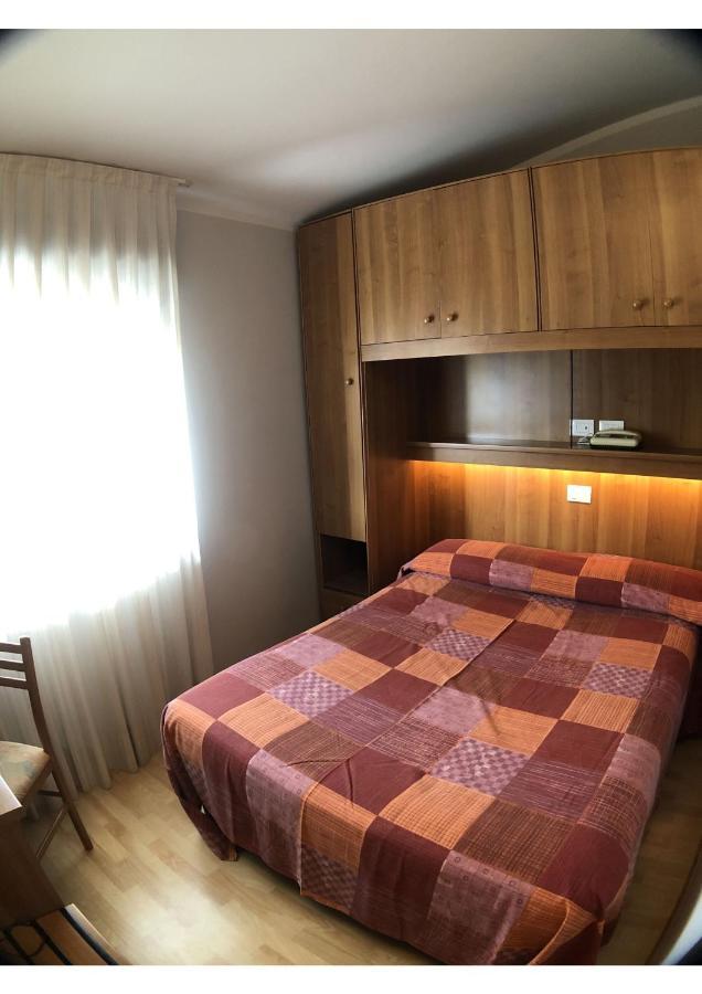 Hotel La Bussola Padenghe sul Garda Luaran gambar