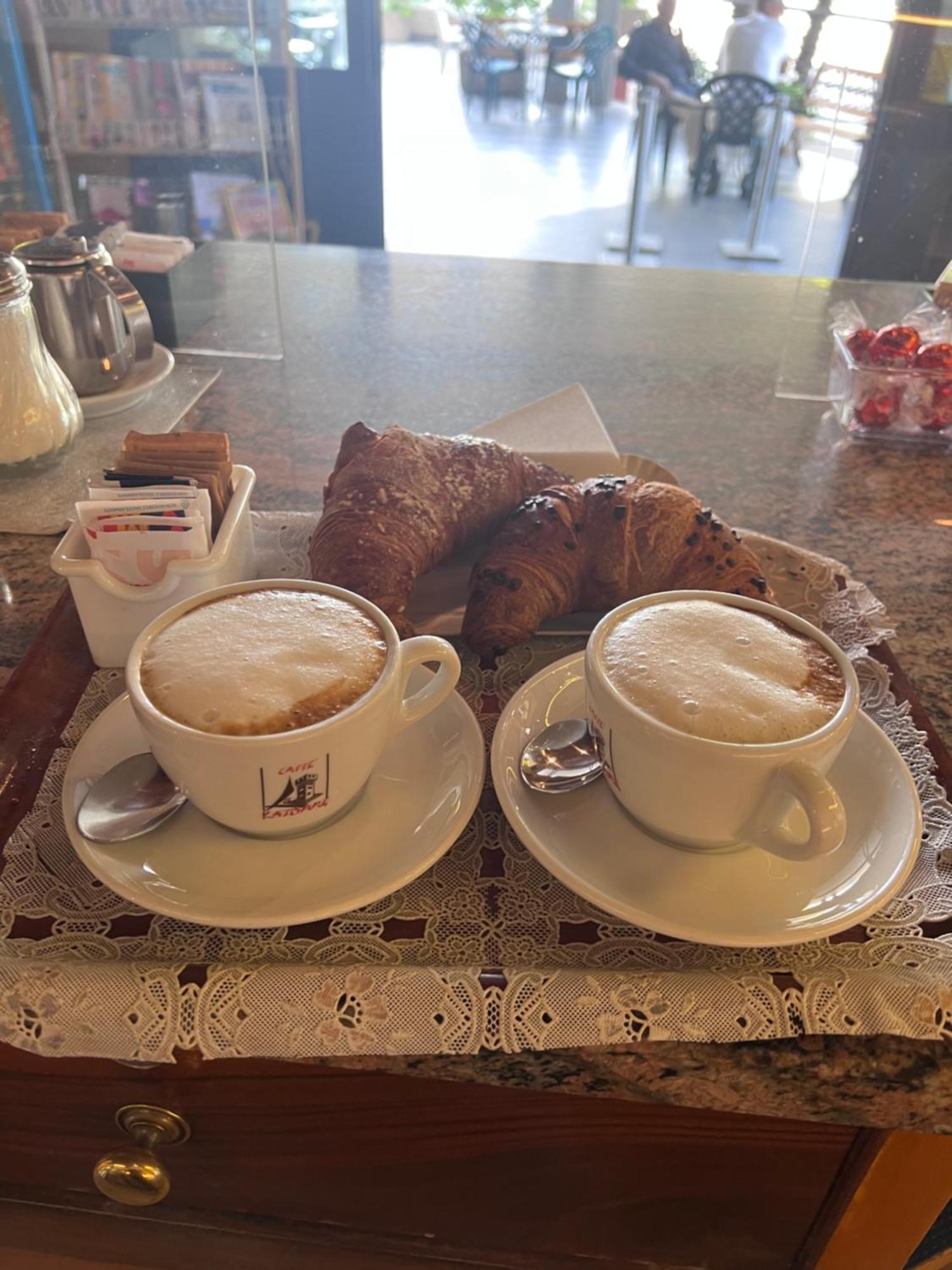 Hotel La Bussola Padenghe sul Garda Luaran gambar