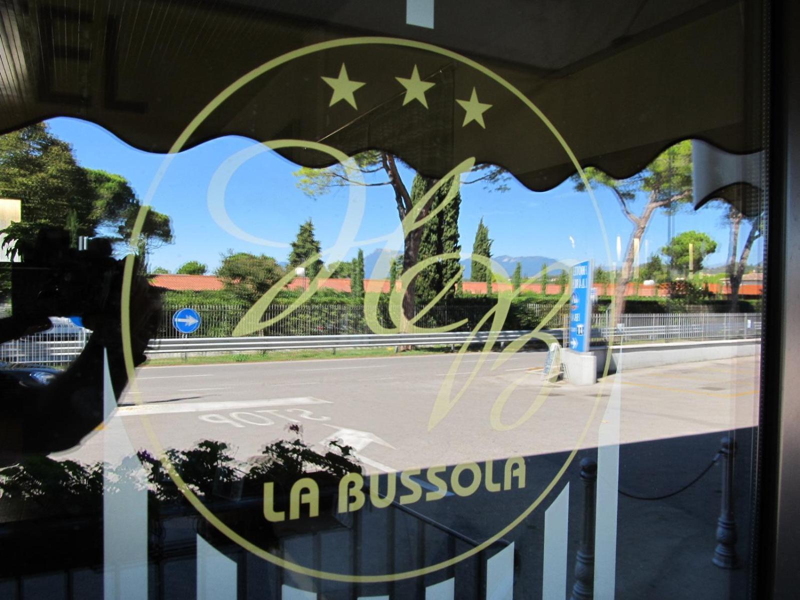 Hotel La Bussola Padenghe sul Garda Luaran gambar