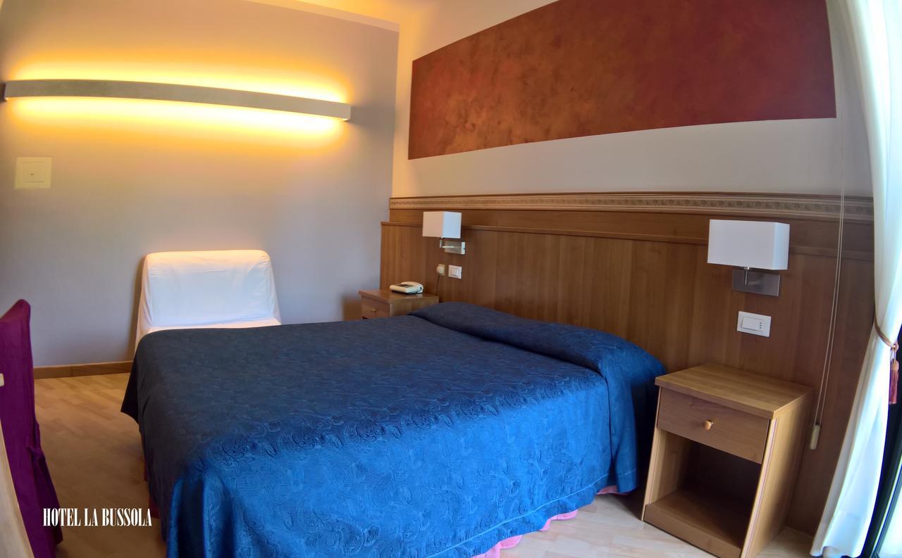 Hotel La Bussola Padenghe sul Garda Luaran gambar