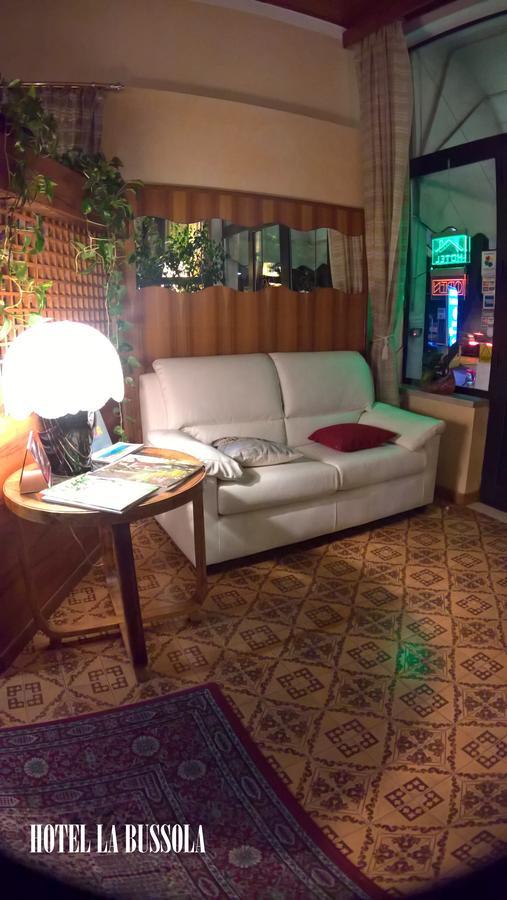 Hotel La Bussola Padenghe sul Garda Luaran gambar