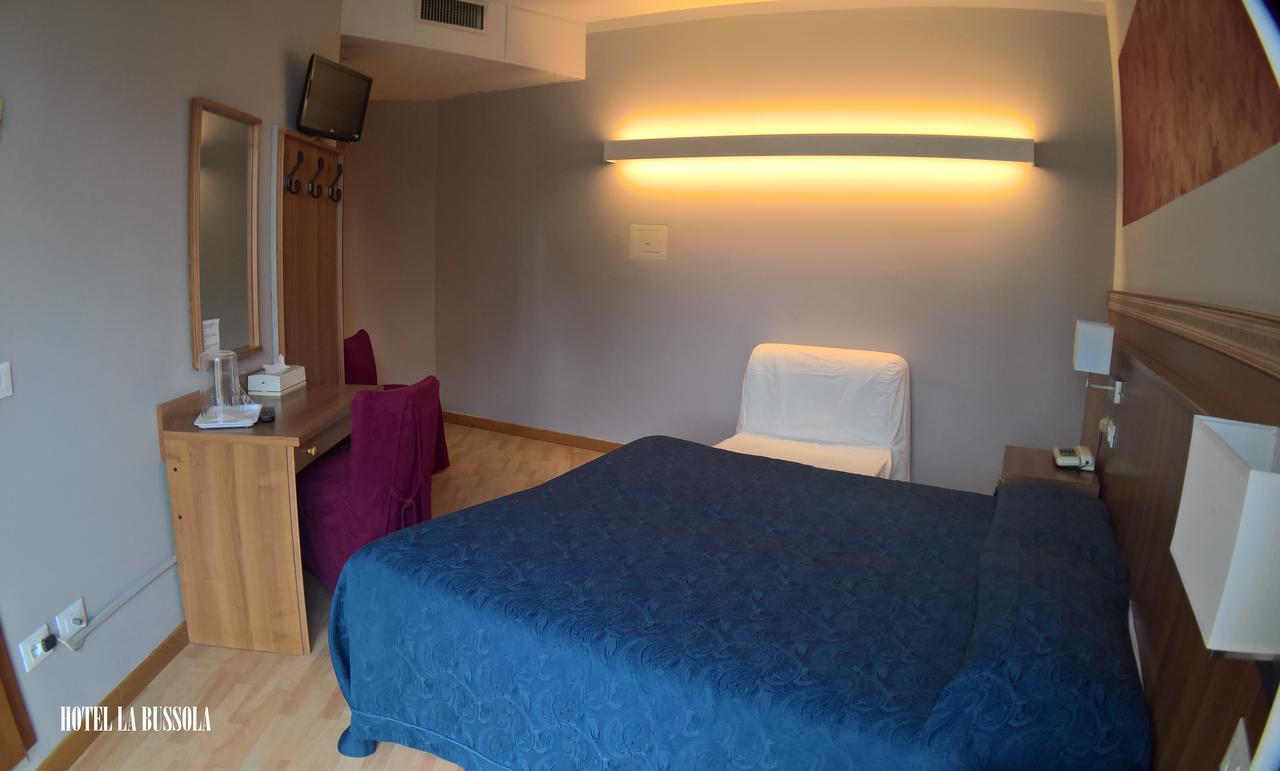 Hotel La Bussola Padenghe sul Garda Luaran gambar
