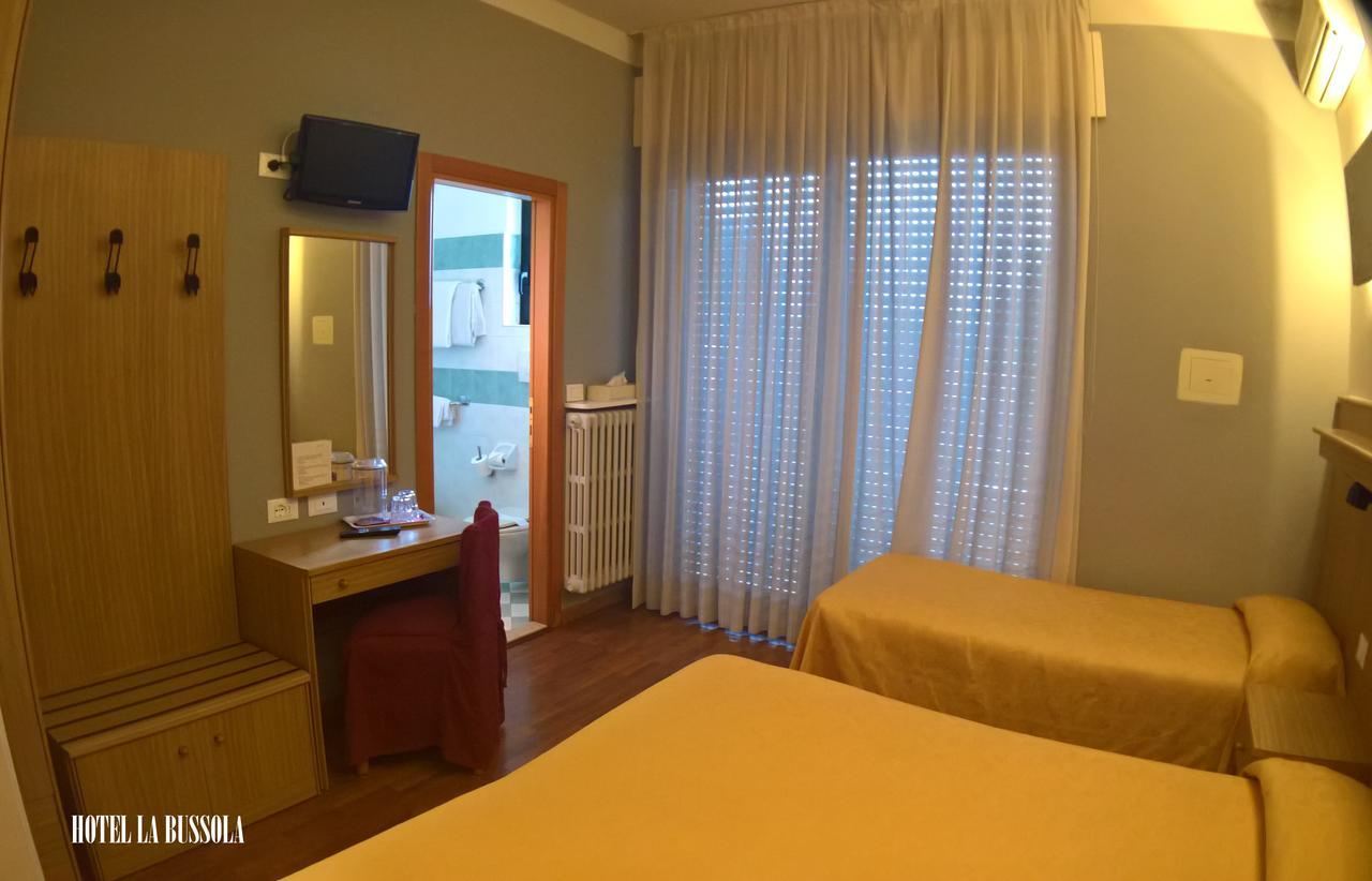 Hotel La Bussola Padenghe sul Garda Luaran gambar