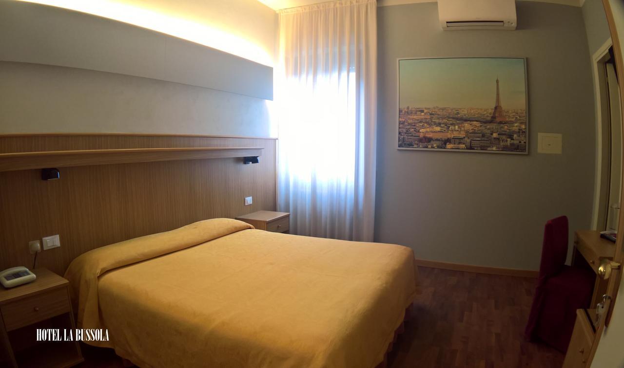 Hotel La Bussola Padenghe sul Garda Luaran gambar