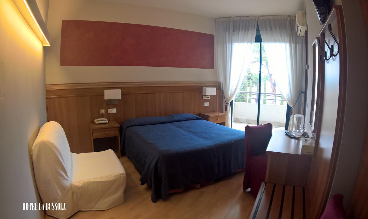 Hotel La Bussola Padenghe sul Garda Luaran gambar